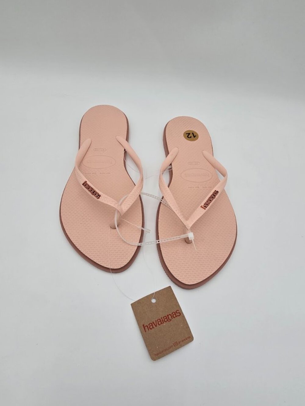 Havaianas Slim Point Thong Flip Flop / Slip-on Sandals Size 12 in Pink